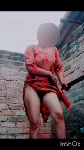 Hot Girl Is Bathing Completely Naked and Showing Her Hot Mast Hot Sexy Fitness Body Is