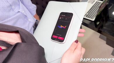 I fuck a delicious whore with a beautiful pussy - Yenifer Chacon & PapiRodriguez