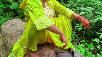 Desi Girl 07's Jungle Affair: A Steamy Outdoor Encounter