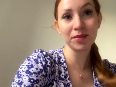 Brunette Solo Webcam Masturbation