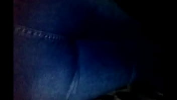 culona caderona en jeans