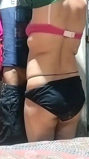 Green churidar Pe Bhabhi ki chudai kiya uski Hushband ne gud far di   Clip 1