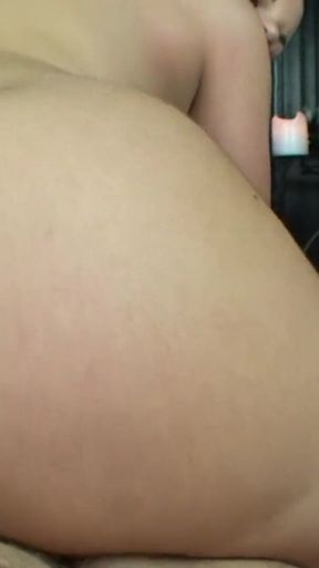 Student Amanda Jane deep insights into the wet pussy - Part 2