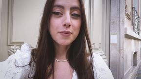 Hellolimoon Discovers Paris and Much More with Gael Braga