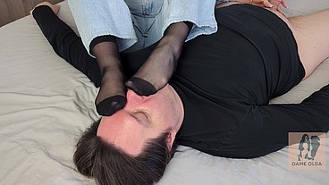 Nylon Foot Smelling & Foot Worship Handjob - Dame Olga 4K (708)