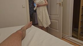 Pov: My Girlfriend Comes Out Of The Shower Wet And Wanting To Be Fucked Hard Until She Cums !