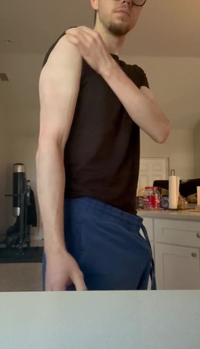 Twink amateur jacks it to small dick
