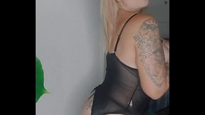 Nouvelle vid&eacute_o disponible petite excitations du matin , pipe , solo ...