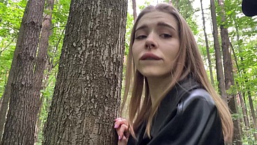 RISKY PUBLIC SEX with pretty CALIFORNIABABE in the forest