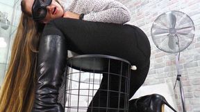 Lady Nora - I'm sitting this little one flat! - small version