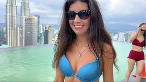 Picked up beauty in luxury hotel,fucked her in all holes and she went for a walk with cum on face