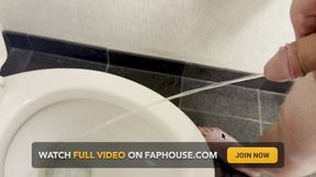 White Guy Wants to Pee on You