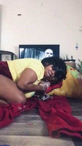 Delivery girl sucks Teresa Taco