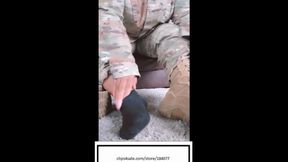 Tootsiequeen23 Itchy feet in those combat boots