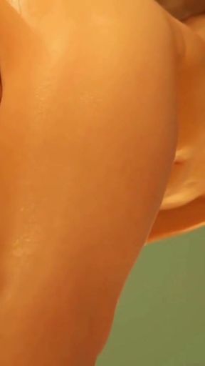 Must-see moment from &quot;Cumshot compilation&quot;