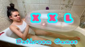 I'M LYING IN THE BATHROOM, BLOWING UP A CONDOM AND BALLOONS 4K ENG SUB