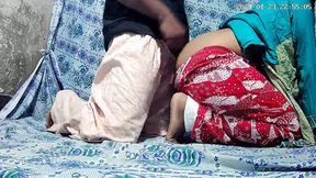 Spicy rural encounter: Indian nurse gets it on with peasant in steamy bedroom romp