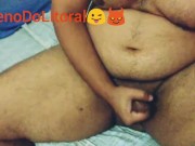 Gordinho batendo uma bem gostosa, com bela gozada no final!