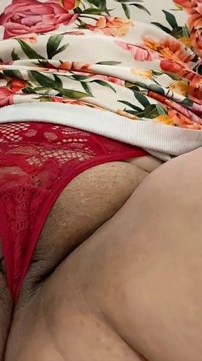 I Get Horny to Touch Myself While Thinking About My Boss. Real Homemade Chubby
