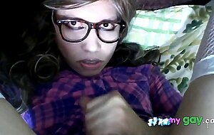 Paulina Doll Self-Facial cum Swallow