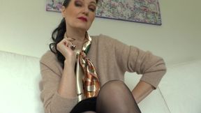 Dark Mysterious Fingernails Part 2, Lady Victoria Valente