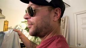 ”Aiden Ashley fingerfuck Keisha Grey's beaver”