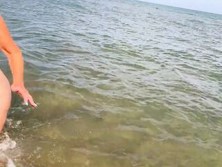 Femdom in need of sex on the beach