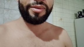 HUMILHANDO ASS, MEEK GAYS, USELESS