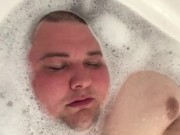 Cum on me in my hot bath 🥵