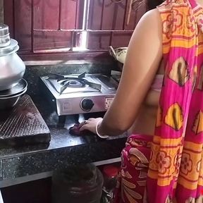 Red saree Kitchen Sex In Sonali ( Official Video By Villagesex91 )