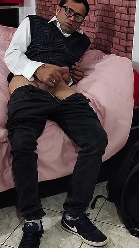 Madrasta Ensina O Entiado Virgem Gozar