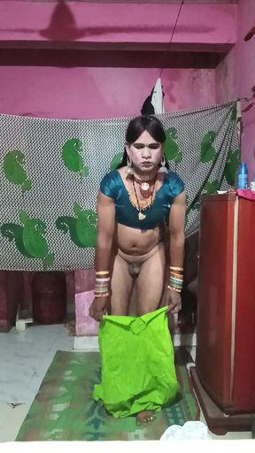 Deshi Madhuri bhabhi crasdreshing   Clip 1
