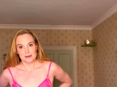 Big boob brunette masturbates on webcam