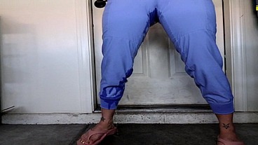 Nurse Sushii Xhyvette totally pissing her uniform scrubs
