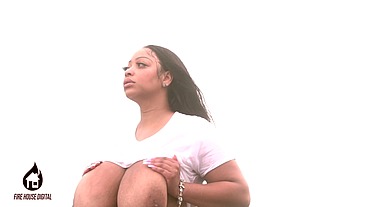 Brija Monet wet t-shirt play