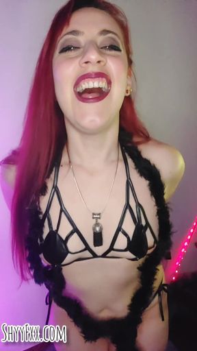 Gauchi-vampira with a Thirst for Dick