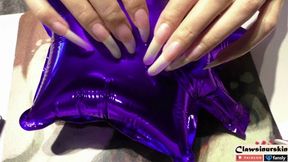 long nails clawing to burst