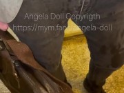 AngelaDoll - Je propose à mon banquier de lui vider les couilles pour avaler sperme