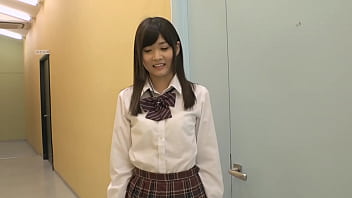 制服女子の超ミニスカ＋ニーハイ＝極上絶対領域に勃起してしまった僕。それに気づいた彼女は興奮した様子で僕のチ●ポをイジりはじめ&hellip_　吹奏楽部の後輩。誰もいない図書室で&hellip_【パート3】