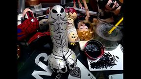 It'_s time to finish painting the little Grey alien - Dildo art business