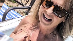 Little Linda in the Middle of the Desert My Jacuzzi