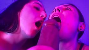 CORTES BOQUETE EM POV COM DUAS GOSTOSAS | EMME WHITE E LIS XXX