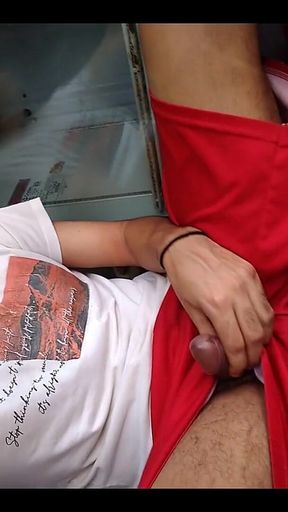 Jueves