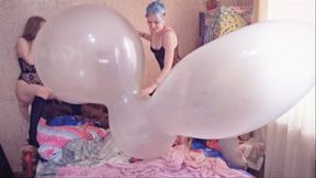 [EPIC] Mariette and Stashia BTP clear Roomtex Toucan balloon - 1080p