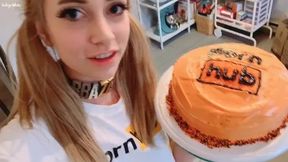 Making a Pornhub Cake with MILF Teen Amateur Anal Blowjob