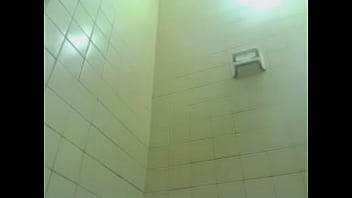 hermano en ba&ntilde_o