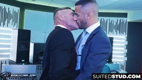 Gustavo Cruz buries cock deep into Manuel Skye's muscular ass