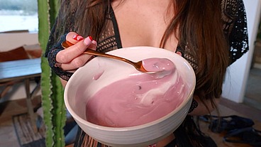 Lonely Latina Fingers her Pussy on the Kitchen Counter
