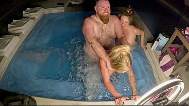 Hot Tub Threesome With Delaih Grace &amp_ Kiki Daire