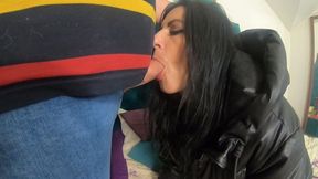 leather leggings & downjacket blowjob – cameltoe, cum & broken heels